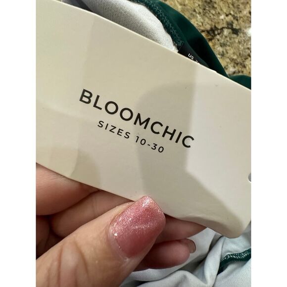 Bloomchic SZ 26 Ruffle Trim Adjustable Strap Gathered Sculpt Waist Swim Dress - Picture 11 of 16